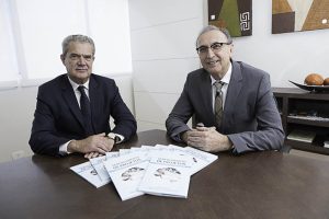 IVAN TOMASELLI E JOÉSIO DEOCLÉCIO PIERIN SIQUEIRA, LANÇAM LIVRO SOBRE GERENCIAMENTO DE PROJETOS