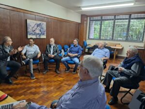 Setor de base florestal do Rio Grande do Sul em destaque. STCP debate plano de Desenvolvimento para o Estado.